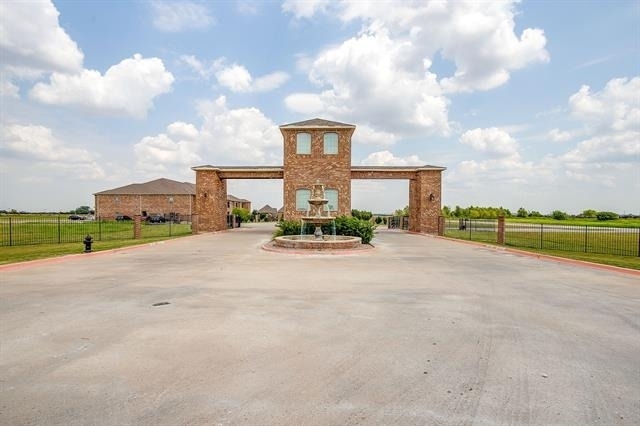 301 County Road 207 - Photo 0