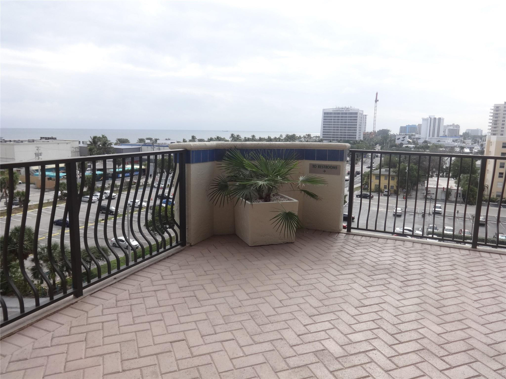 100 S Birch Road - Photo 33