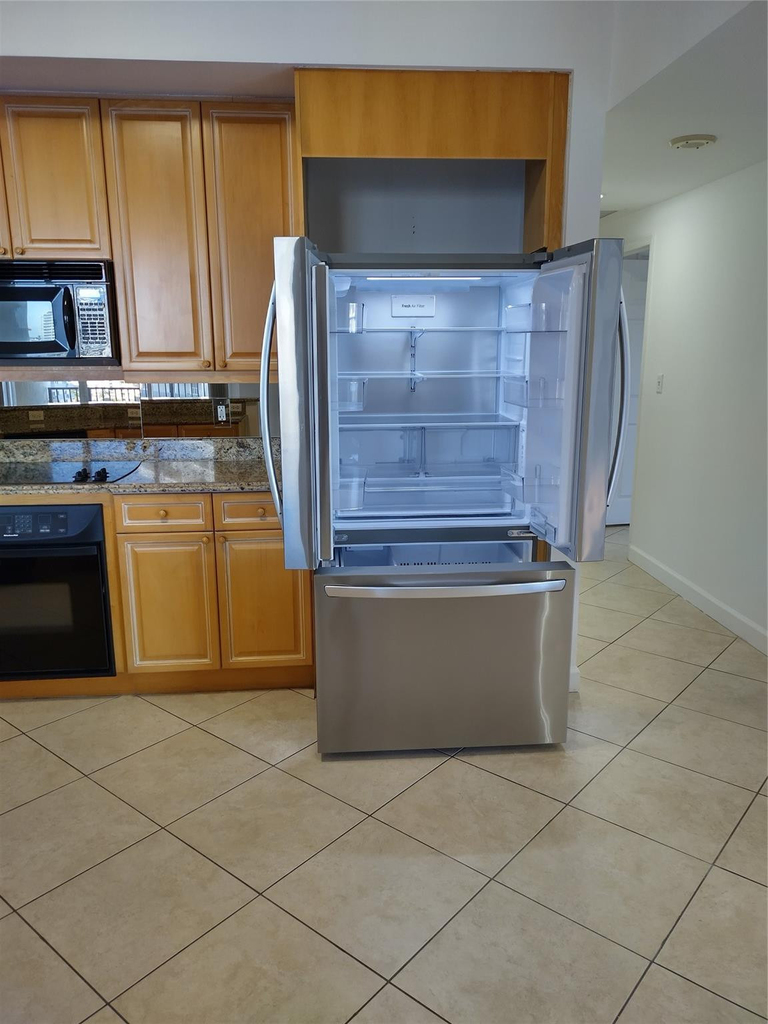 100 S Birch Road - Photo 1