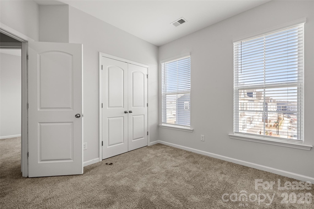 6985 Waterstone Drive - Photo 23
