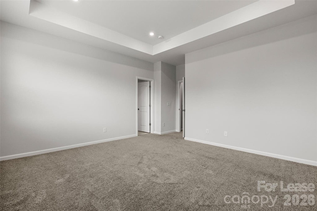 6985 Waterstone Drive - Photo 29
