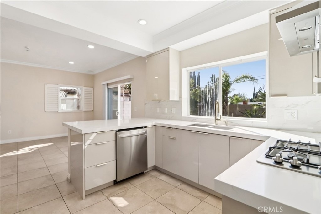 7659 Coldwater Canyon Court - Photo 16