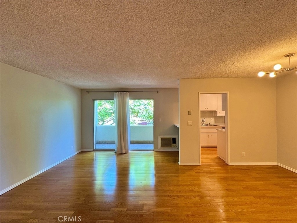 5625 Sumner - Photo 6