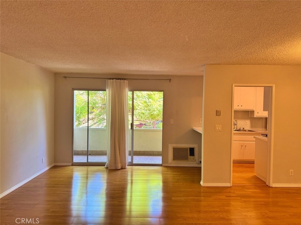 5625 Sumner - Photo 12