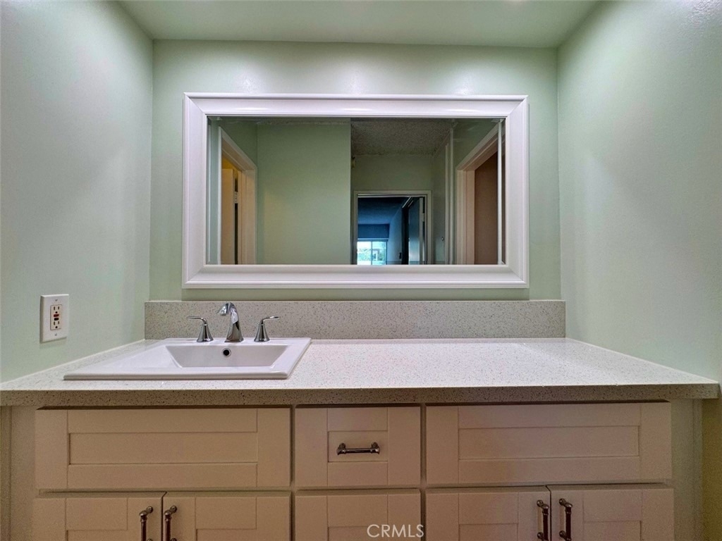 5625 Sumner - Photo 31