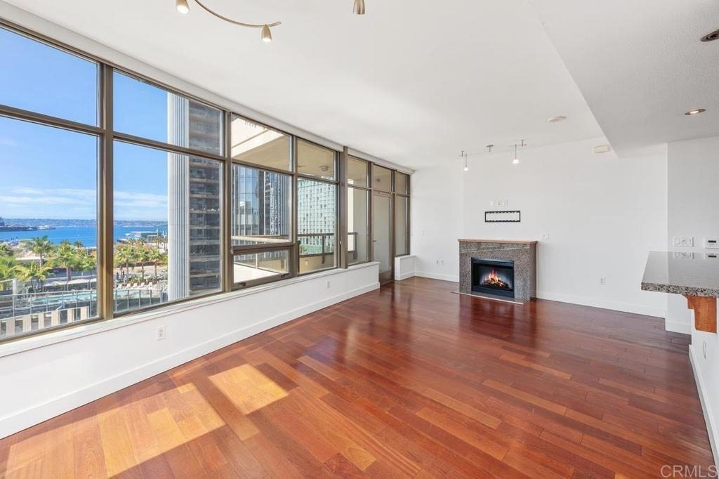 700 W E Street - Photo 7