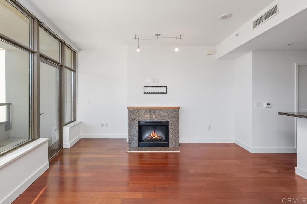 700 W E Street - Photo 8