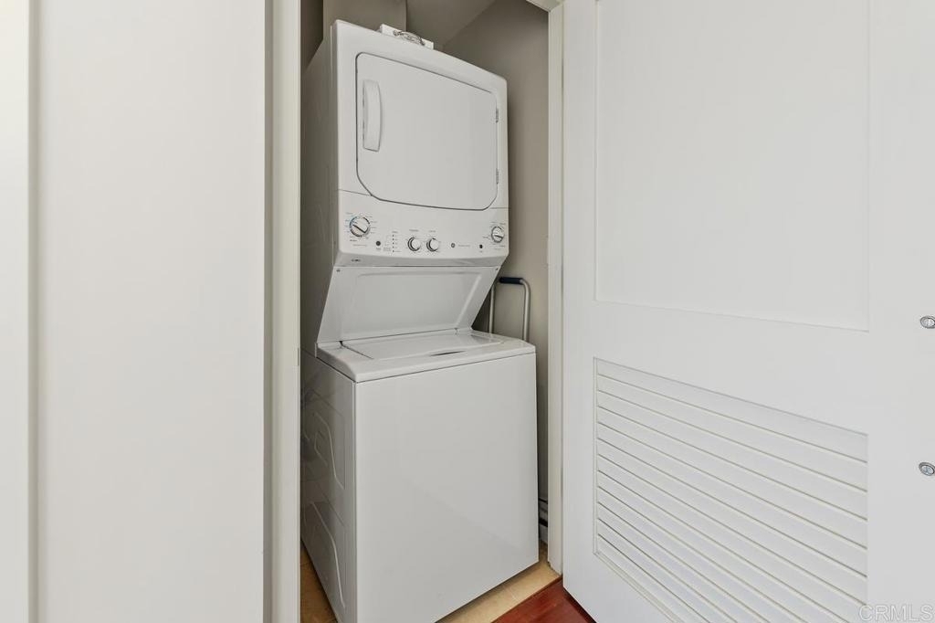 700 W E Street - Photo 17