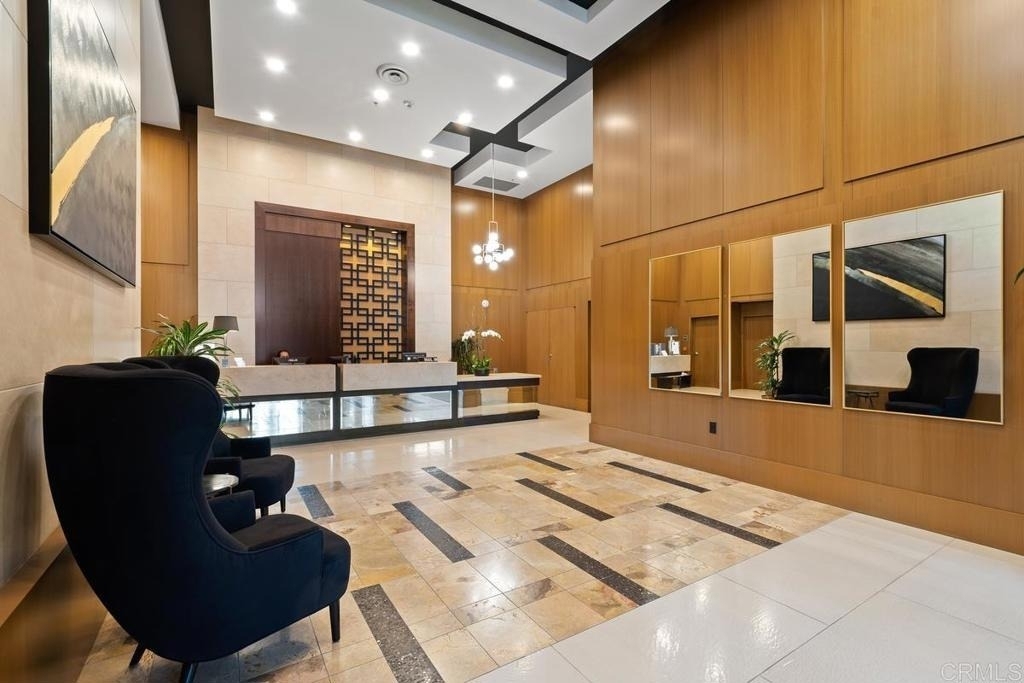 700 W E Street - Photo 32