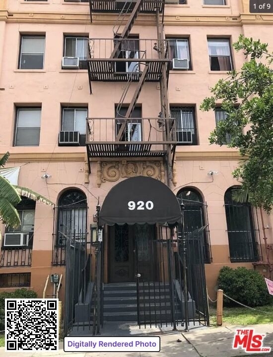 920 S S Hobart Blvd - Photo 3