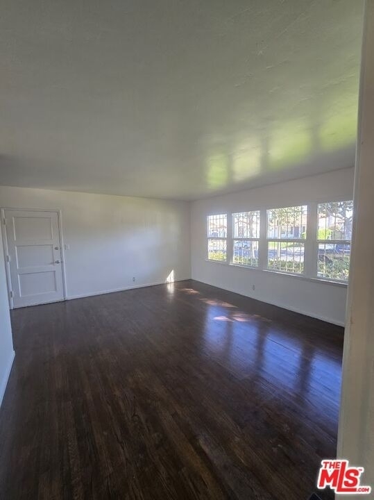 3311 1/2 W 78th Street - Photo 12