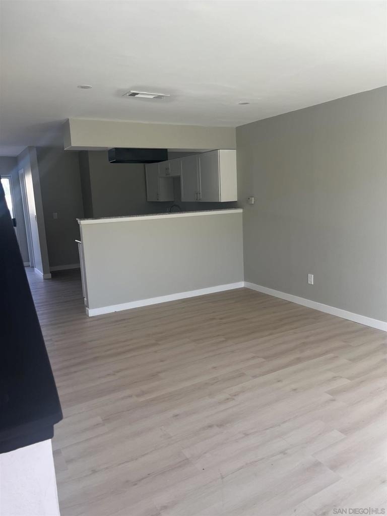 135 Cook St - Photo 3