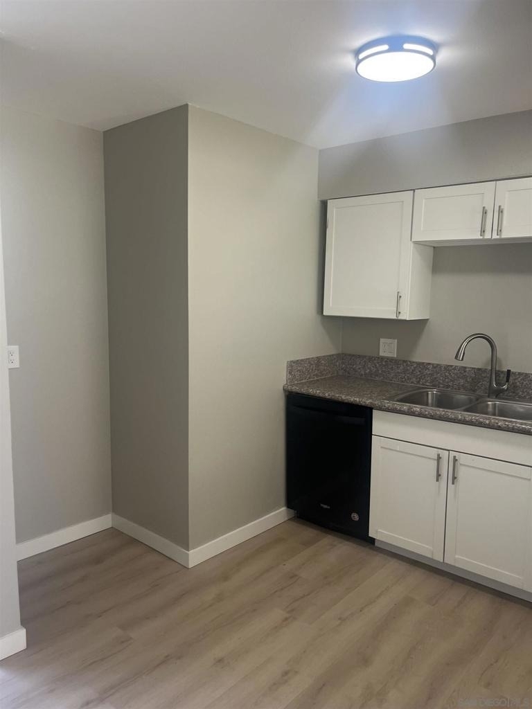 135 Cook St - Photo 6