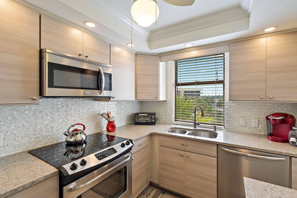 225 Beach Road - Photo 16