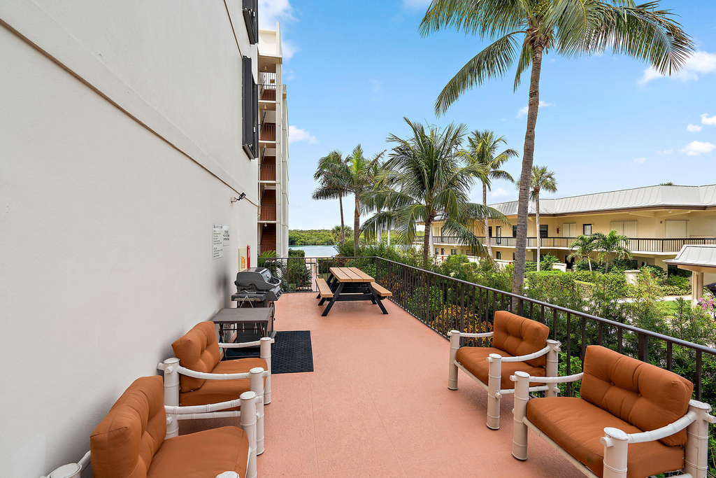 225 Beach Road - Photo 29