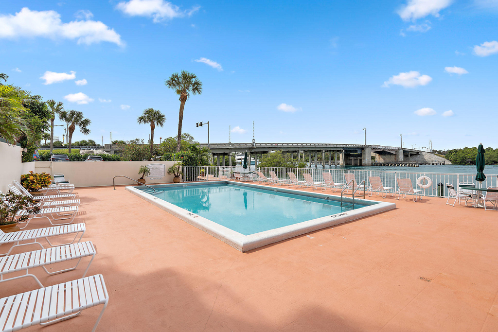 225 Beach Road - Photo 30