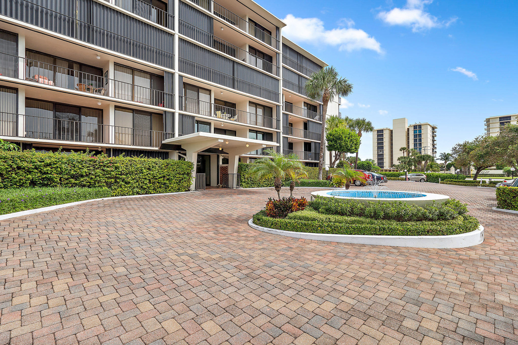 225 Beach Road - Photo 5