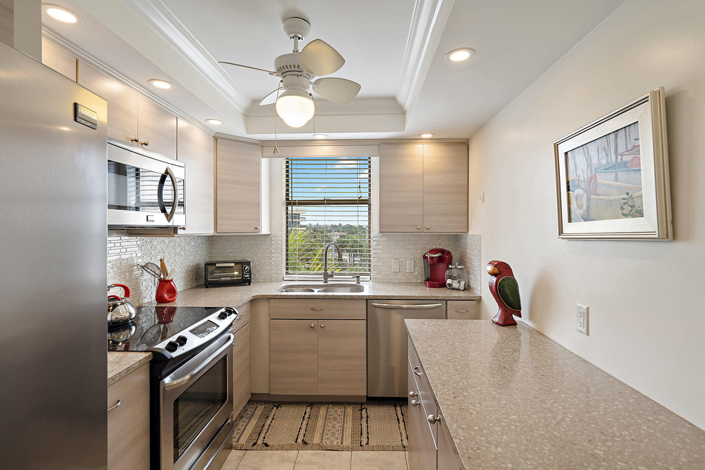 225 Beach Road - Photo 15
