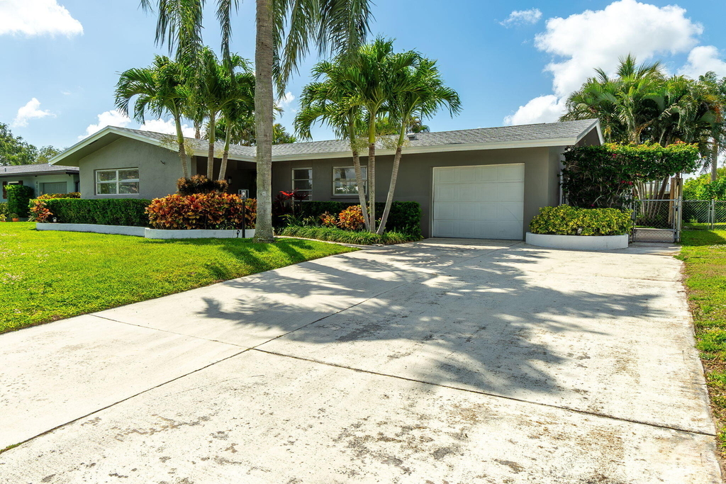 4370 Flax Court - Photo 1