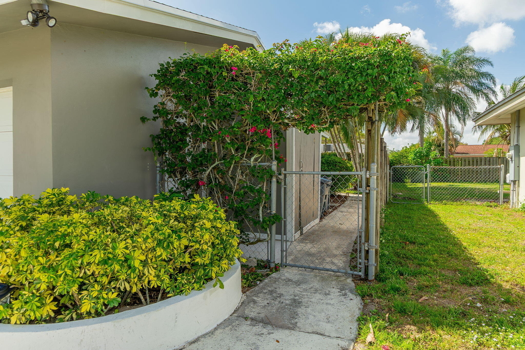 4370 Flax Court - Photo 27