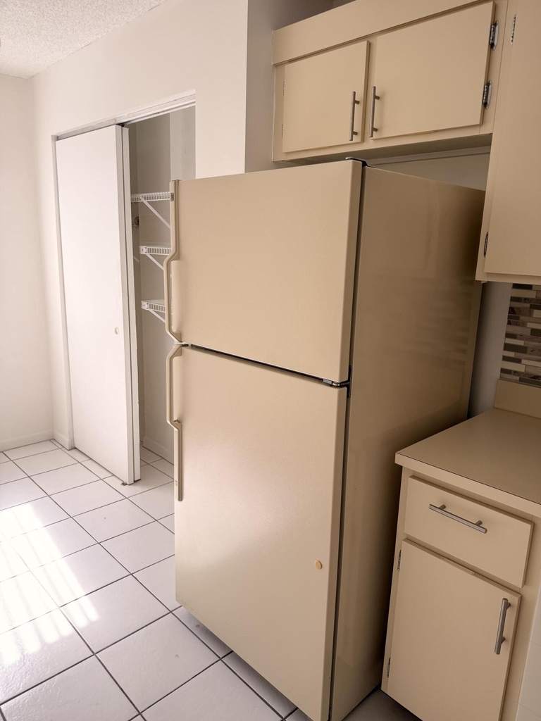 3146 Via Ponciana - Photo 17