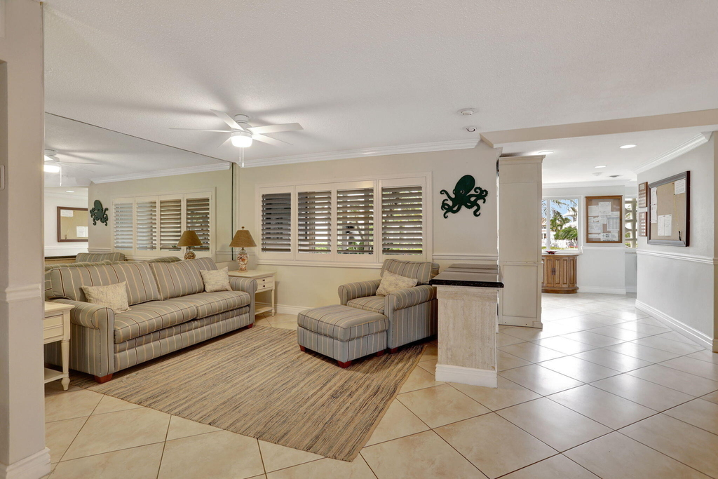 1198 Hillsboro Mile - Photo 25