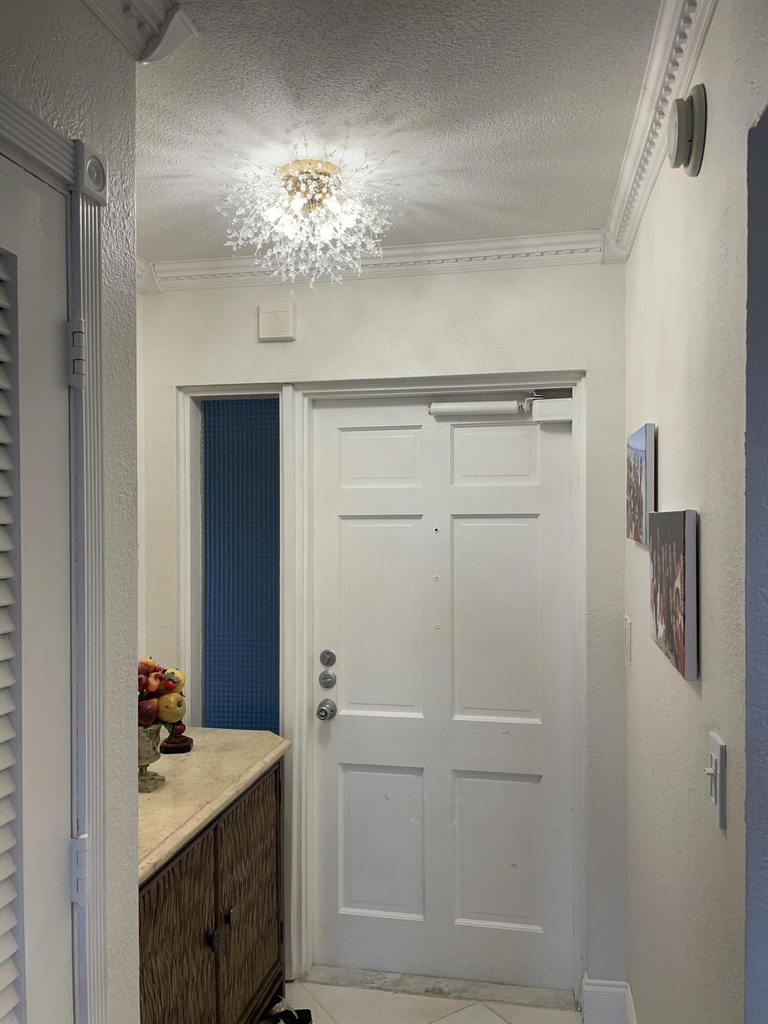 1198 Hillsboro Mile - Photo 15