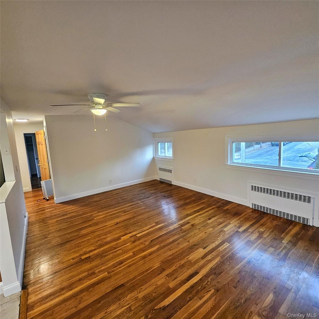 218 Warren Avenue - Photo 2