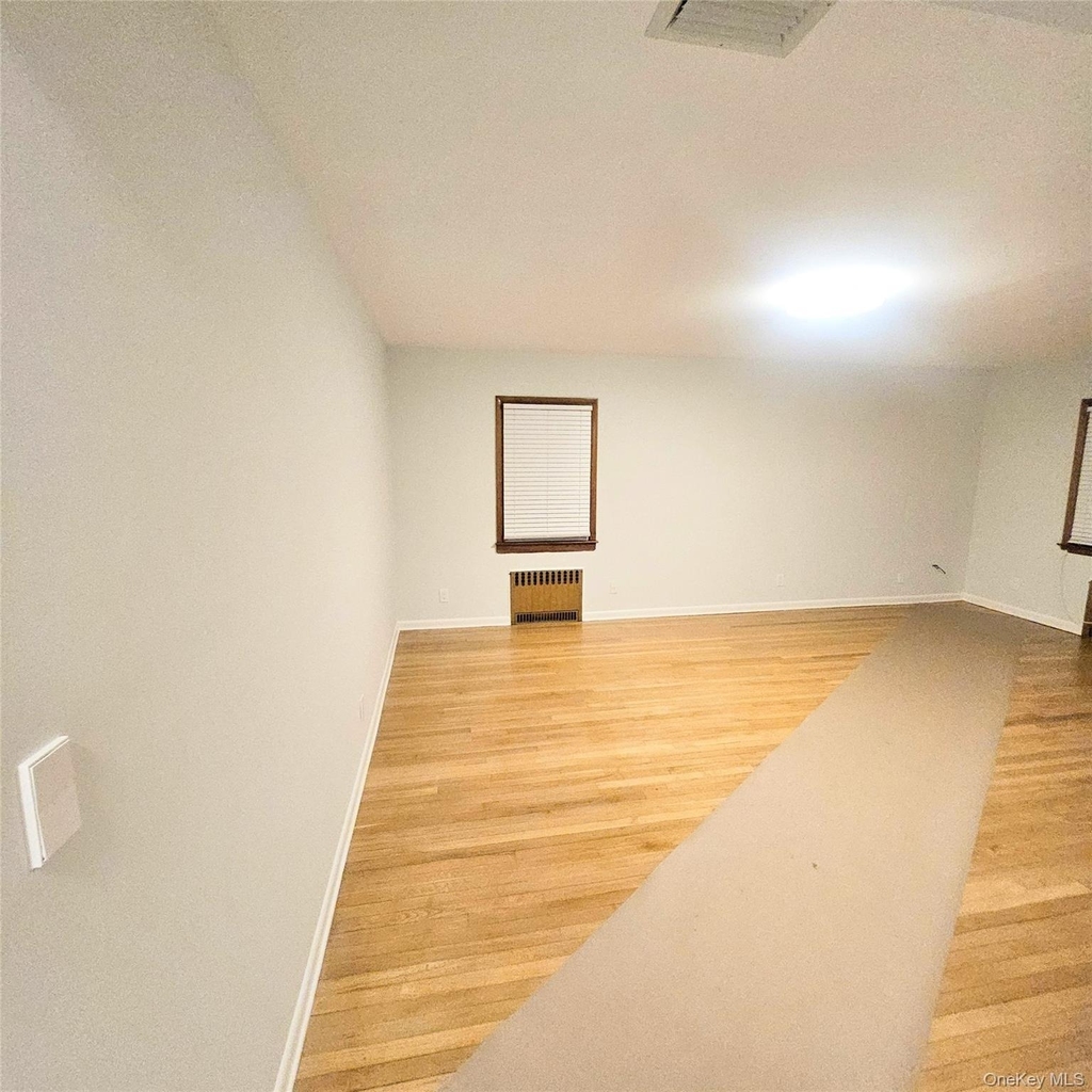 109 Rockwell Street - Photo 3