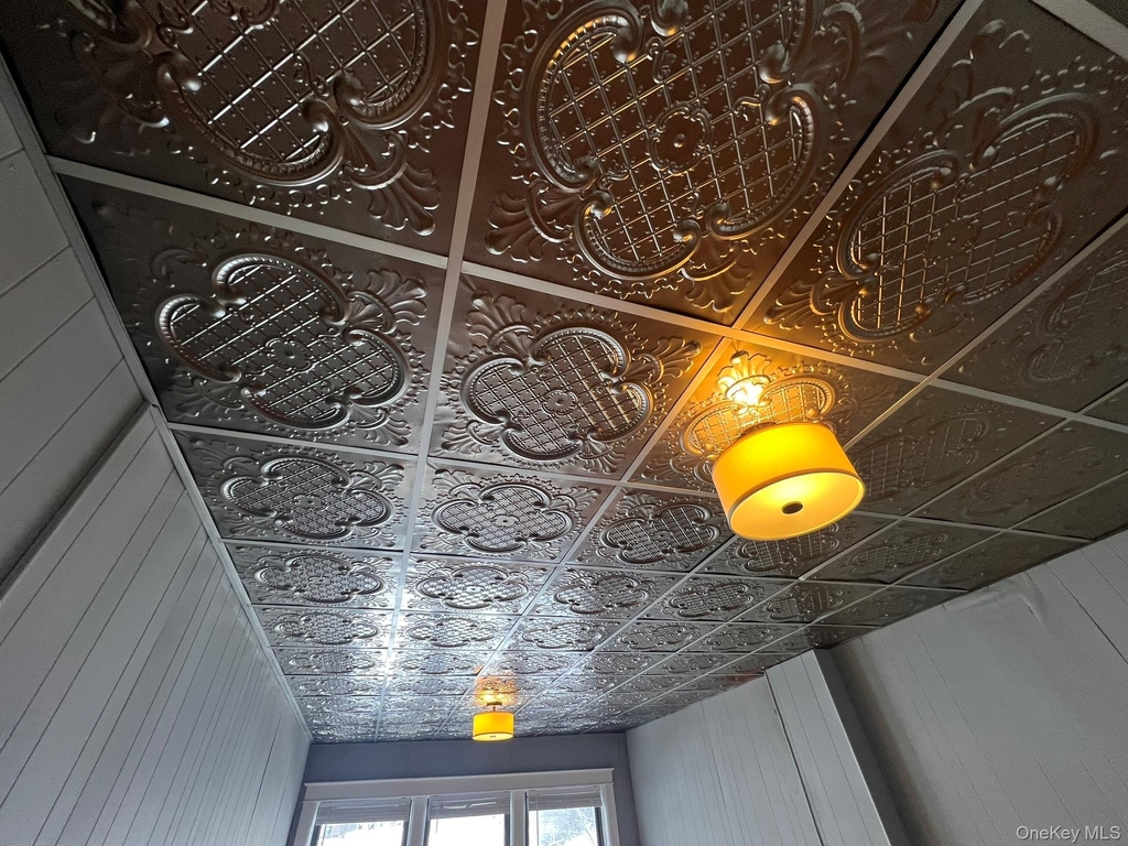 2 Raymond Avenue - Photo 8