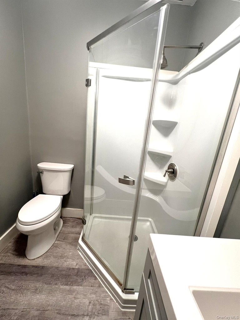 2 Raymond Avenue - Photo 17