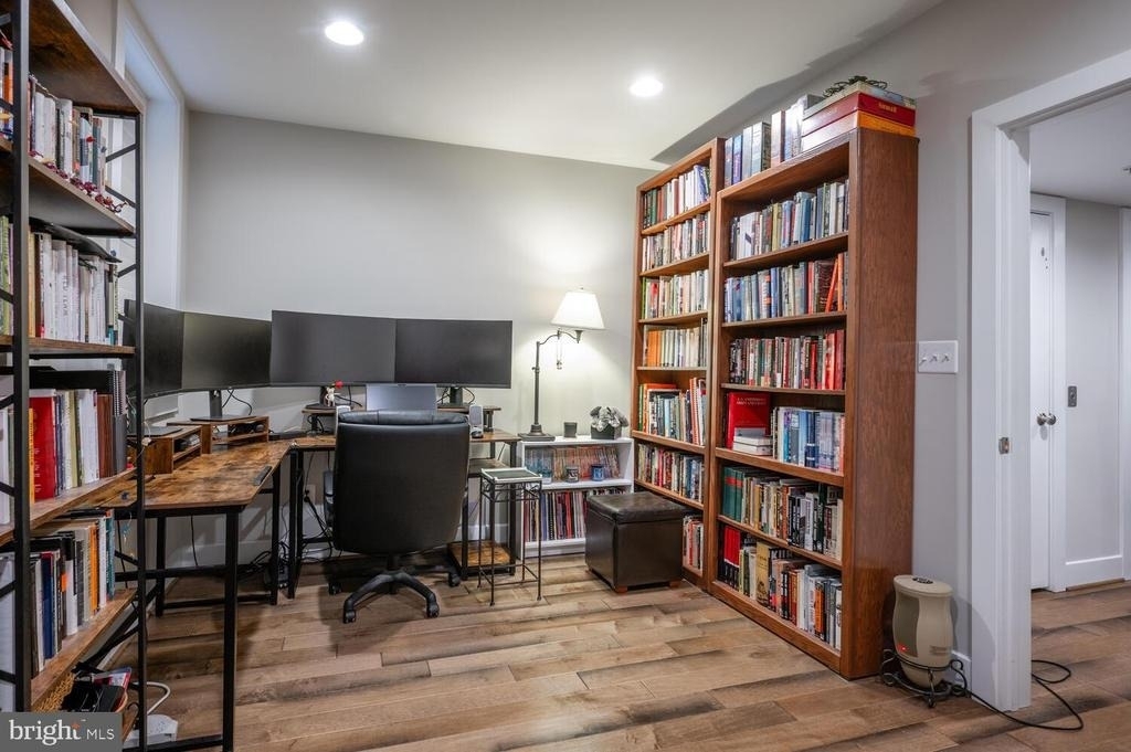 1126 N Stuart Street - Photo 26