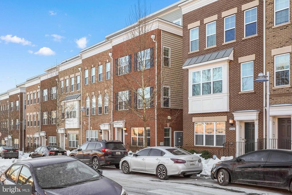 4711 Cherokee Street - Photo 1