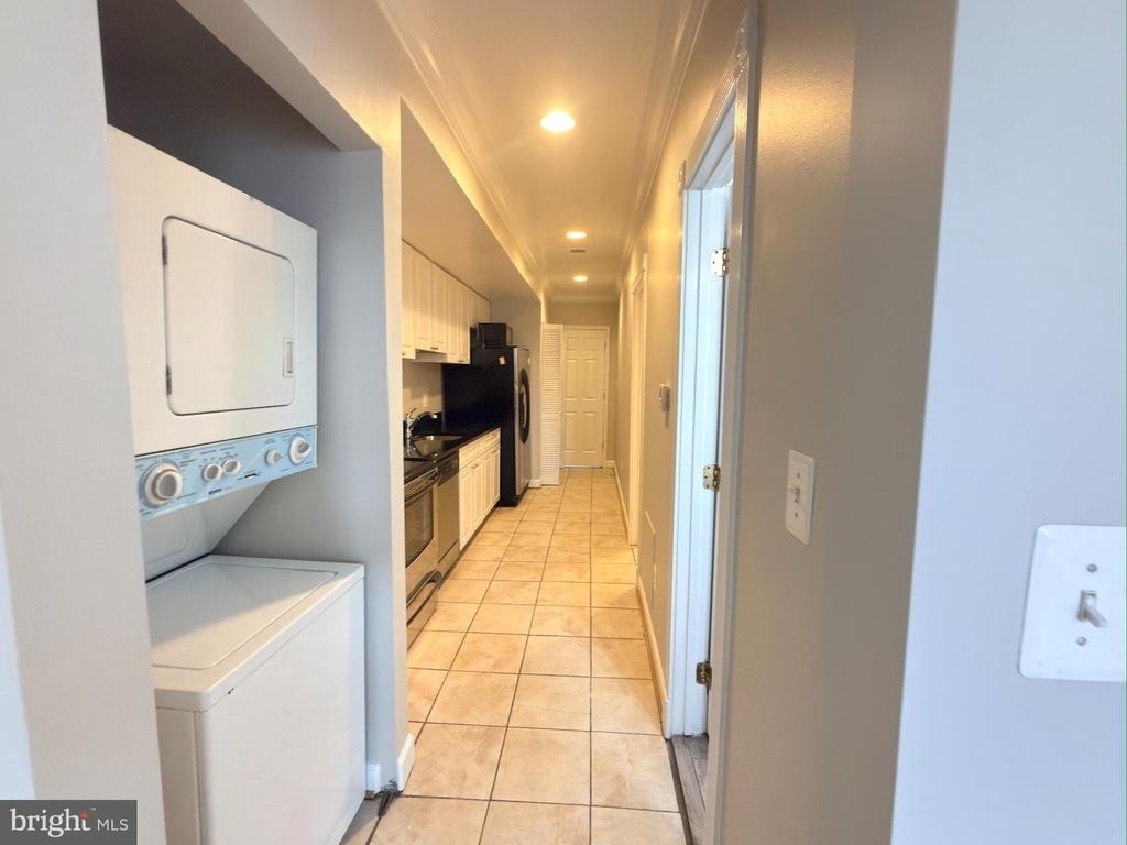 1246 Queen Street Ne - Photo 4