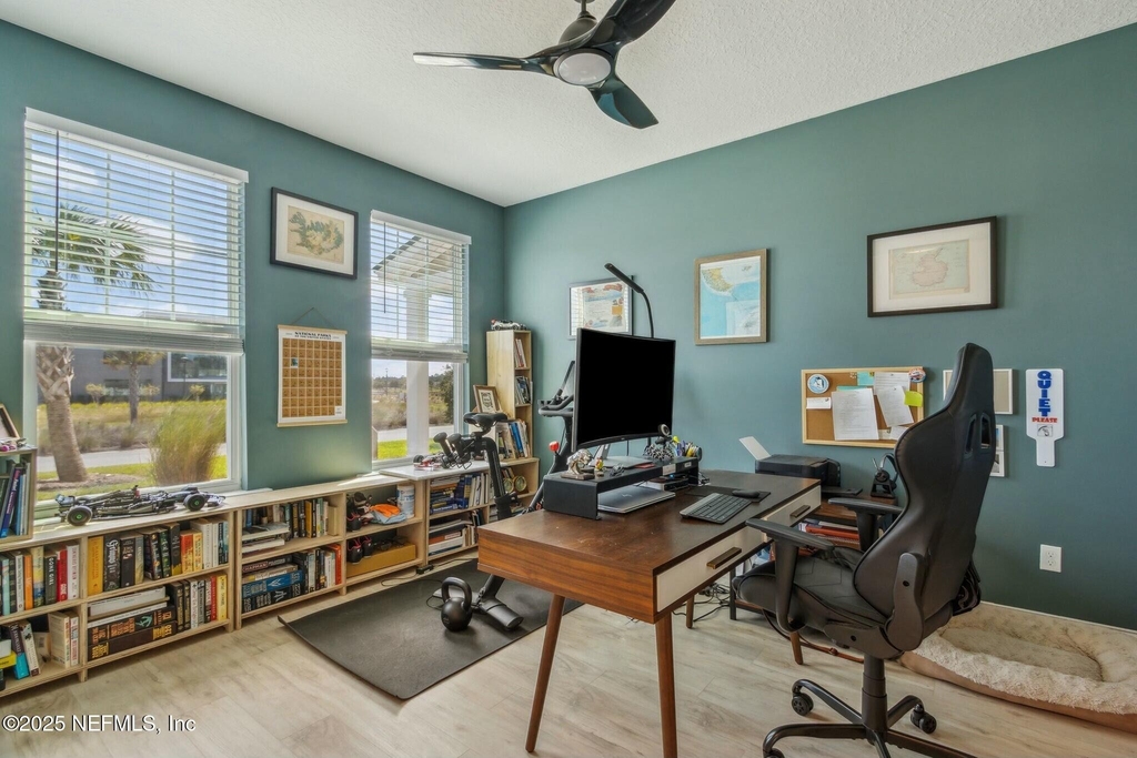 213 Daydream Avenue - Photo 18
