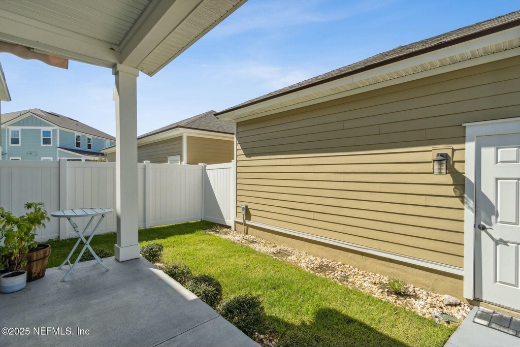 213 Daydream Avenue - Photo 33