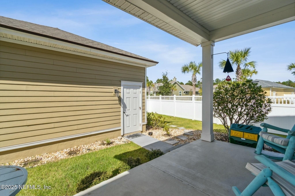 213 Daydream Avenue - Photo 32