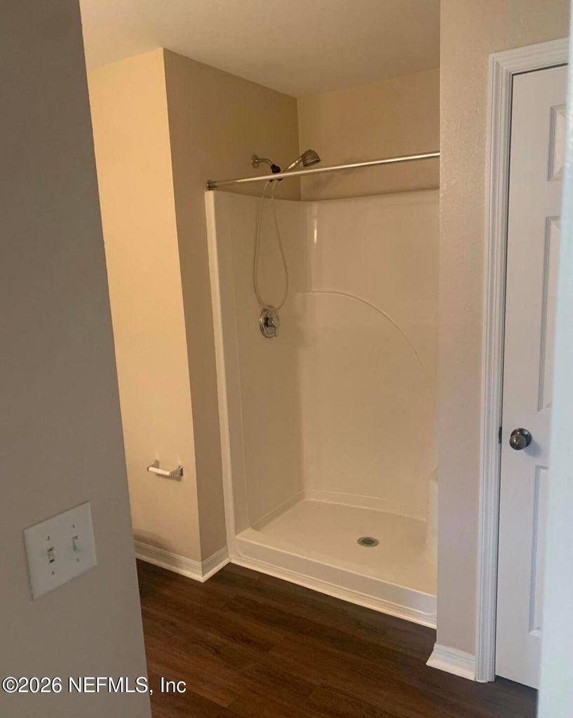 7800 Point Meadows Drive - Photo 17