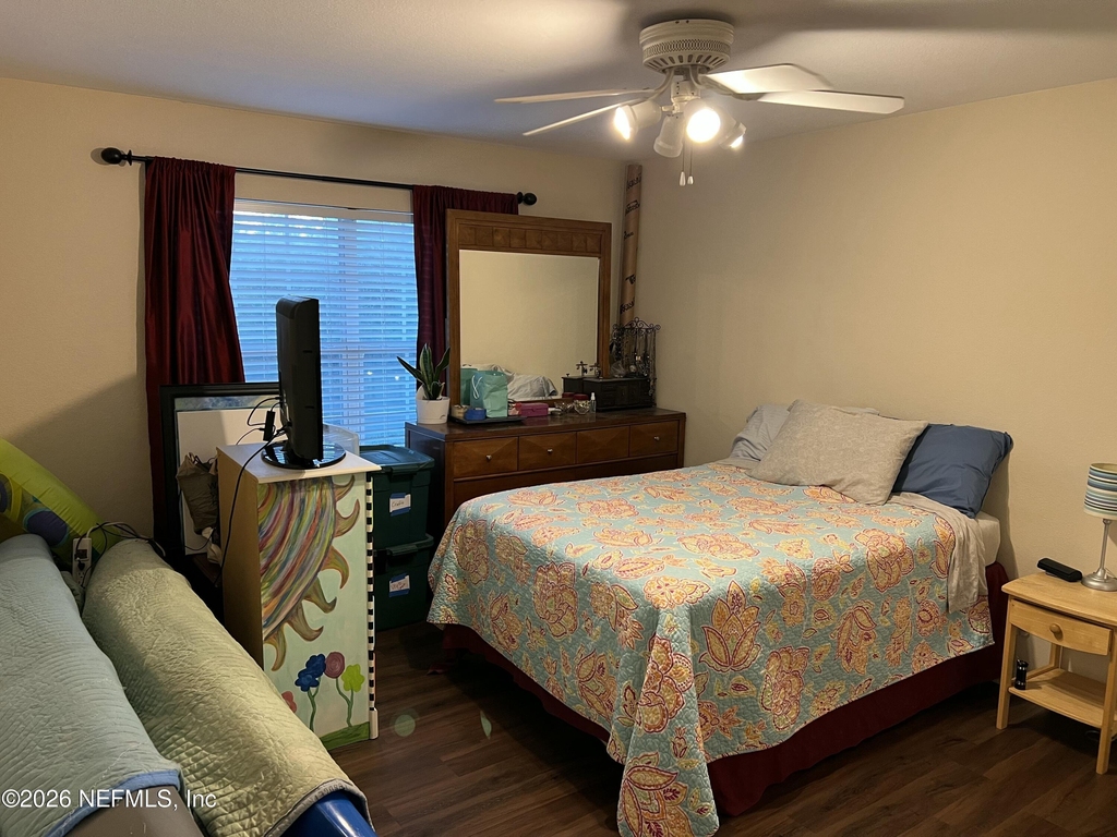 7800 Point Meadows Drive - Photo 23