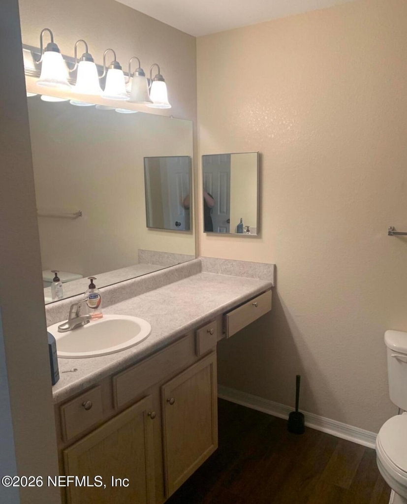 7800 Point Meadows Drive - Photo 18