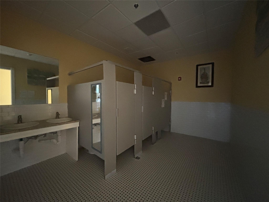 12917 W Bellfort Avenue - Photo 11
