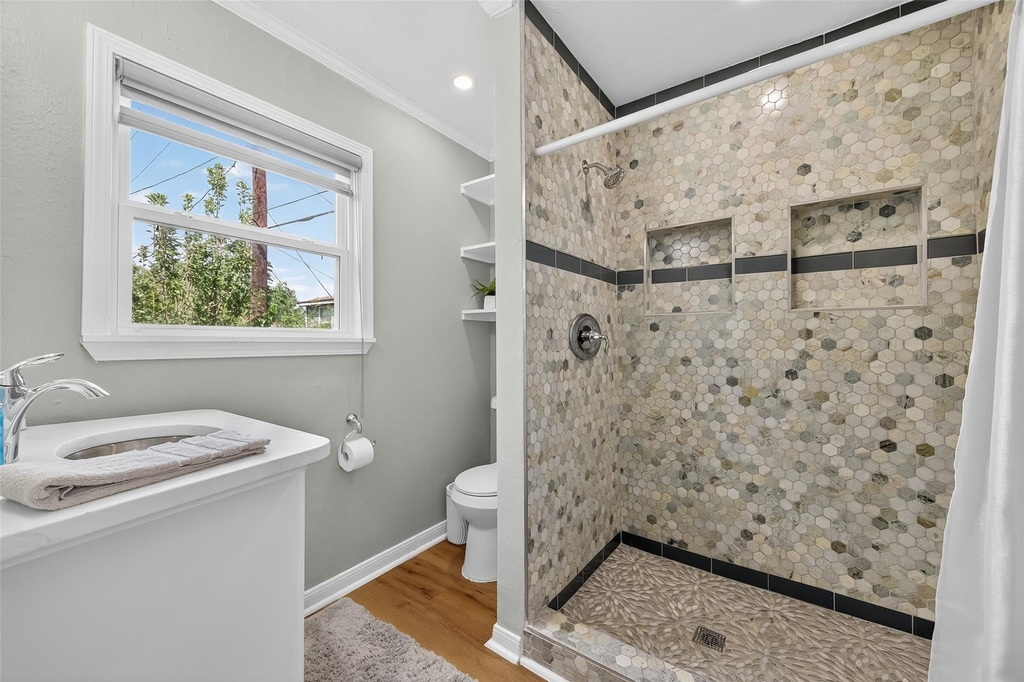 407 1/2 Fairbanks Street - Photo 12