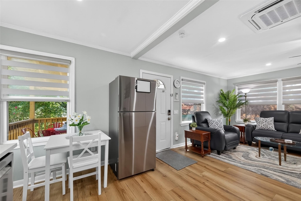 407 1/2 Fairbanks Street - Photo 11