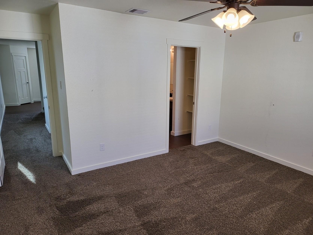 21155 Gosling Road - Photo 12