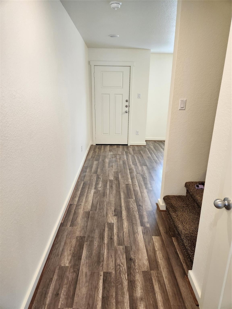 21155 Gosling Road - Photo 4