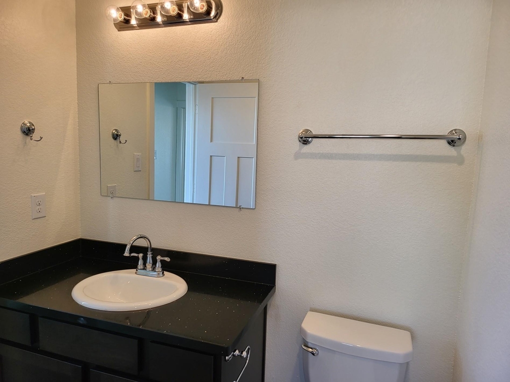 21155 Gosling Road - Photo 26
