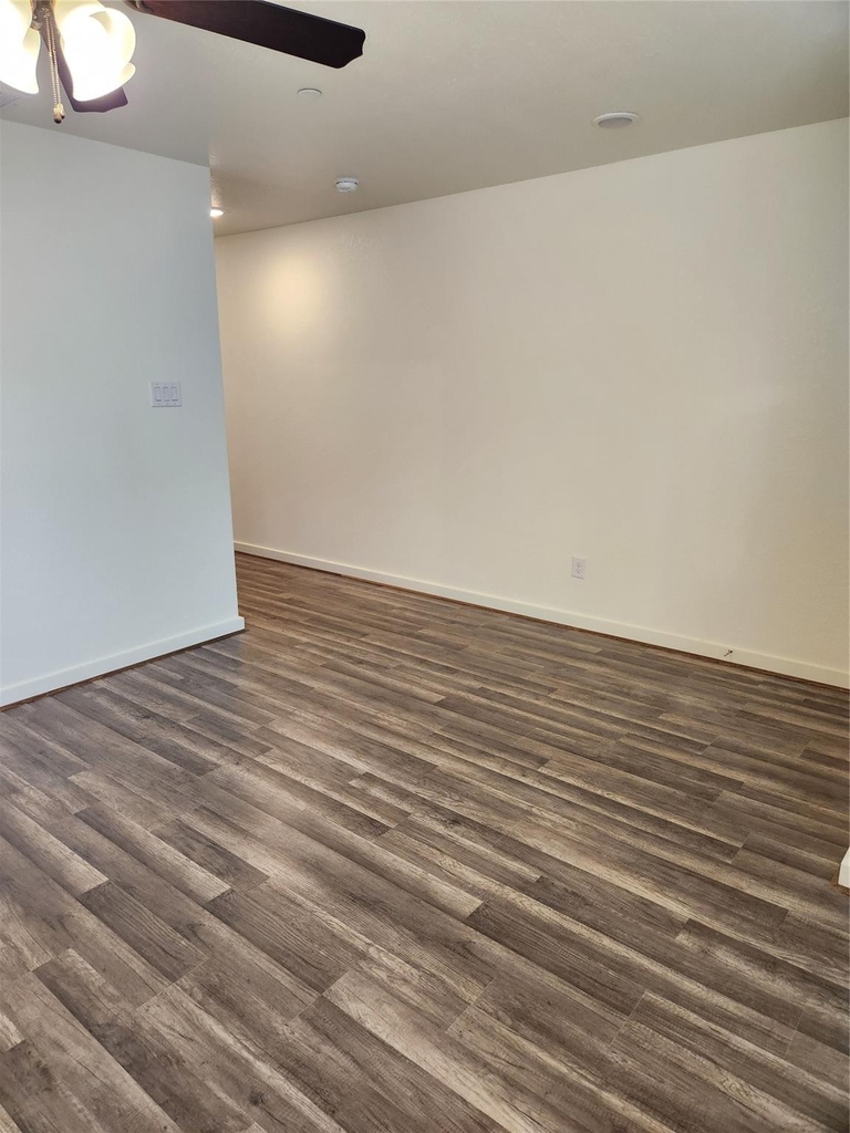 21155 Gosling Road - Photo 5
