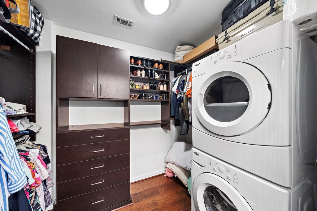 5925 Almeda Road - Photo 13