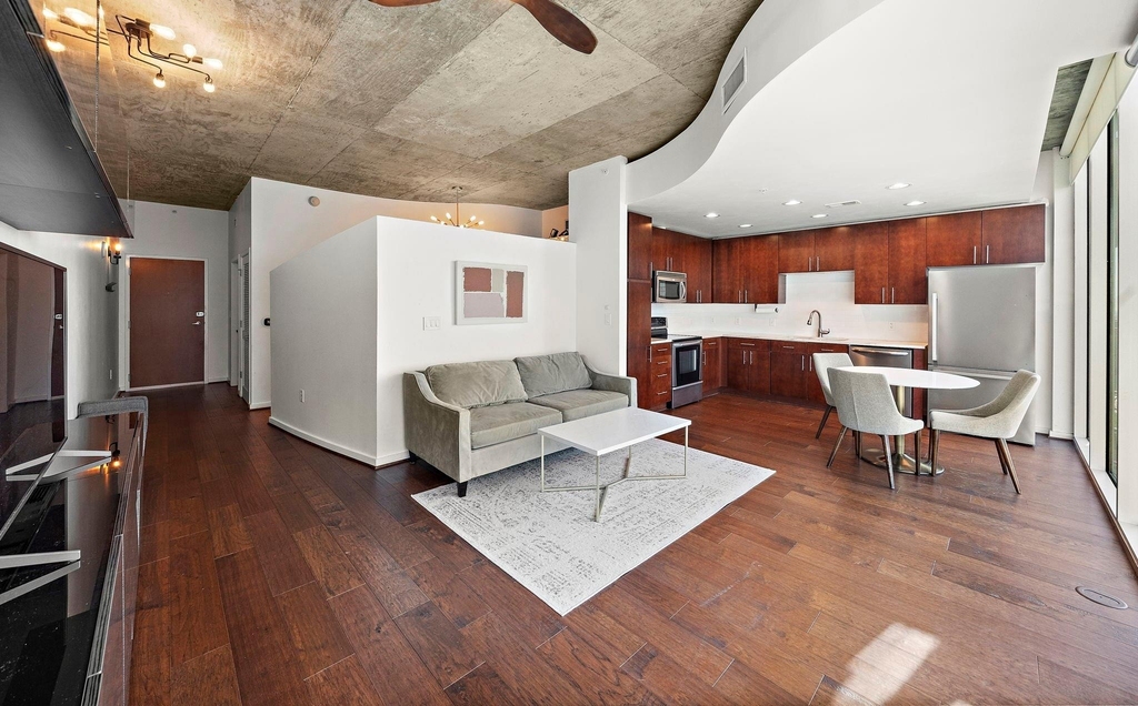 5925 Almeda Road - Photo 6