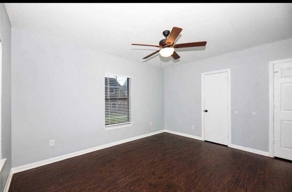 2719 Virginia Street - Photo 4